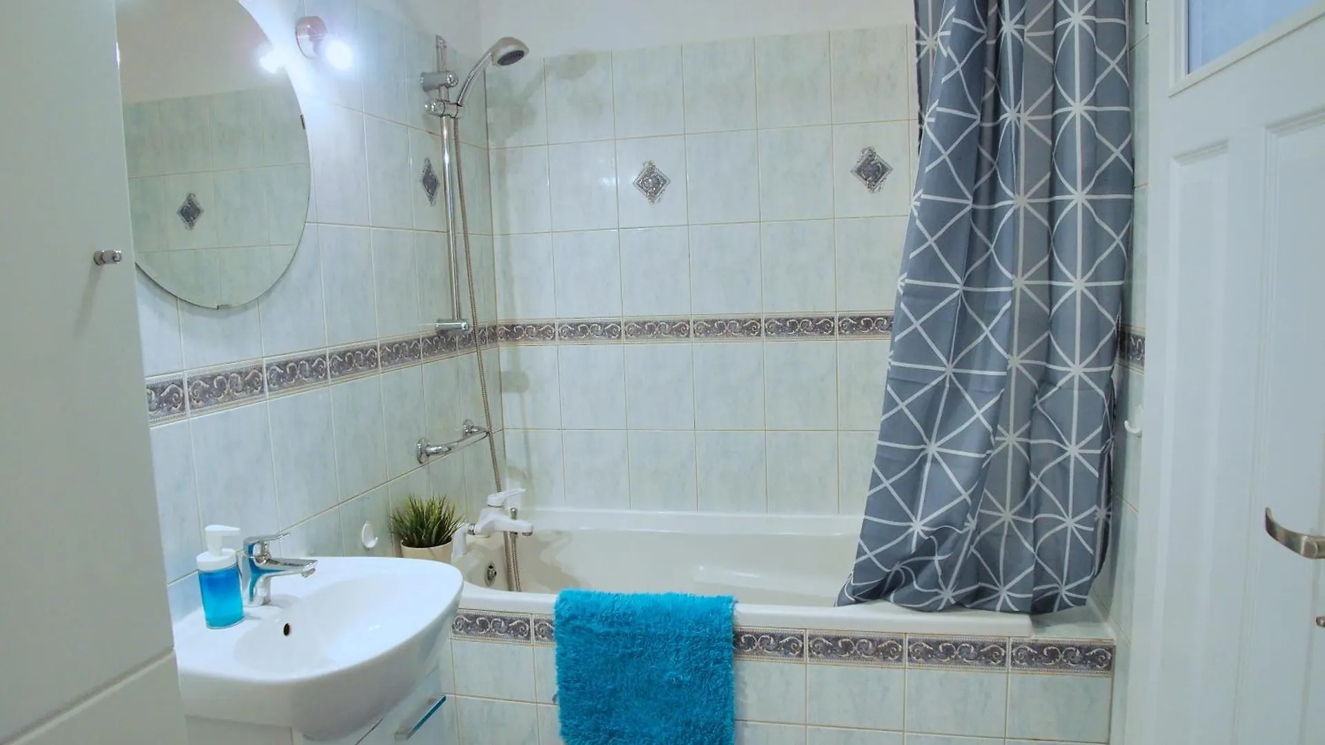 Citystay Apartament Modern 5 Min Plaza! Sopot 0*,